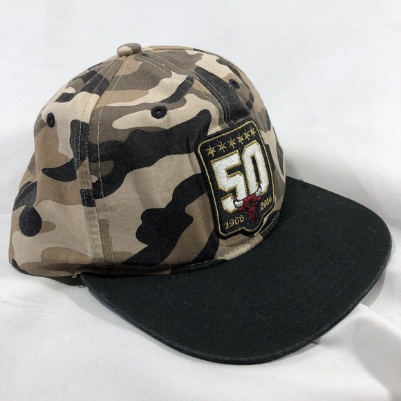 Chicago Bulls 50th Anniversary Snapback Hat 2016 AT&T Stadium Giveaway NBA Camo - Picture 3 of 12